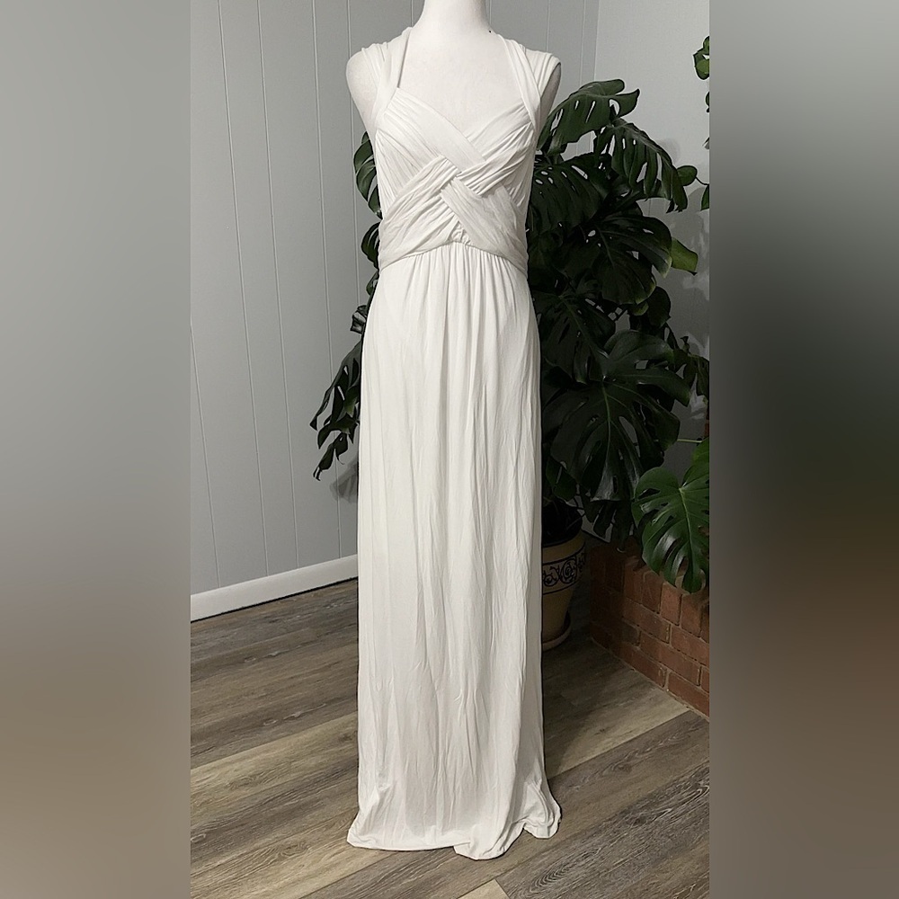 Motherhood white maxi dress Size Small excellent condition.